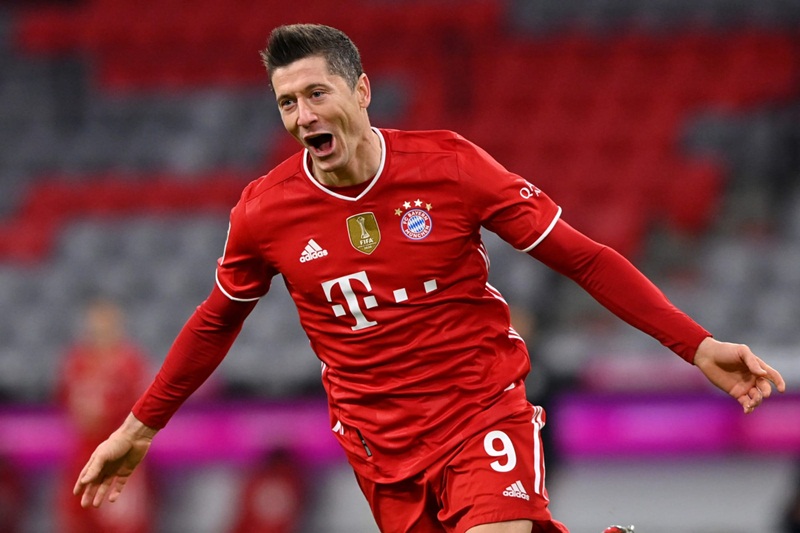 Tiền đạo xuất sắc của Đại bàng trắng - Robert Lewandowski