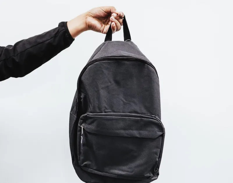 กระเป๋าเป้เลอะทำความสะอาดอย่างไร? และจะกำจัดกลิ่นไม่พึงประสงค์ข้างในได้อย่างไร? แบรนด์กีฬาชั้นนำมีคำตอบ